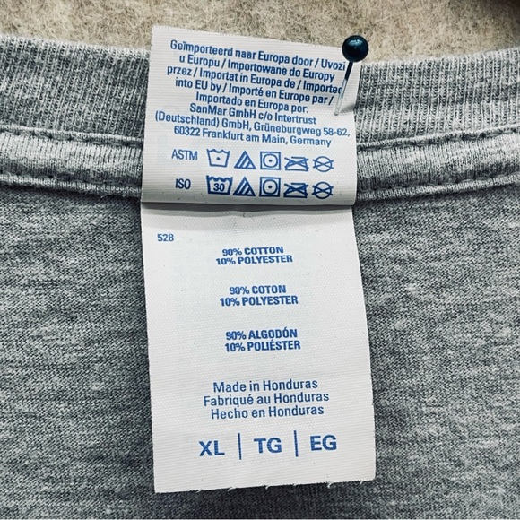 Women's Port & Company Dog Watching You Graphic Tshirt, XL - Picture 5 of 7